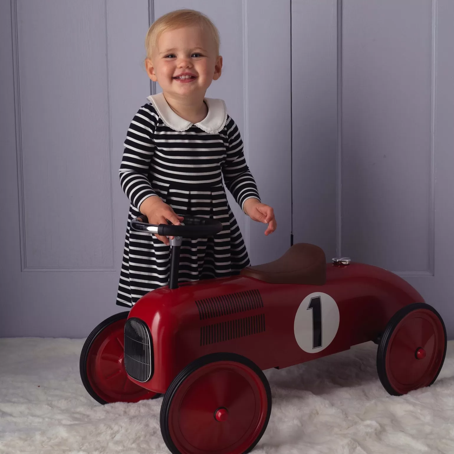 Rachel Riley Red Classic Racer Ride-On | Ride-On Toys